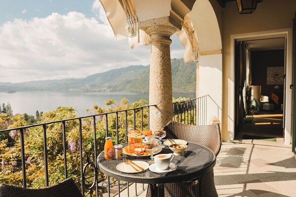 Appartement Classique, 1 chambre, balcon, vue lac | Vue sur le lac