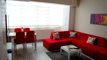 Apartment | Wohnzimmer | LCD-Fernseher