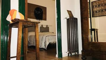 Chambre Double Confort | Bureau, Wi-Fi gratuit, draps fournis