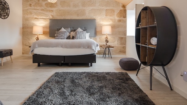 Deluxe Quadruple Room (3T) | Premium bedding, free WiFi, individually decorated - Porto Deluxe Guesthouse (Porto)