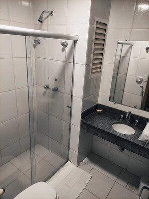 Shower, free toiletries, hair dryer, towels