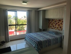 標準樓中樓客房, 非吸煙房 | 客房內保險箱、遮光布/窗簾、免費無線上網、床單