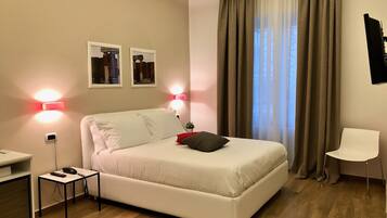 Standard Room, Multiple Beds, Private Bathroom, City View