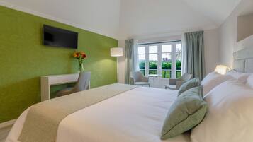 Superior Double Room, 1 Queen Bed, Garden View