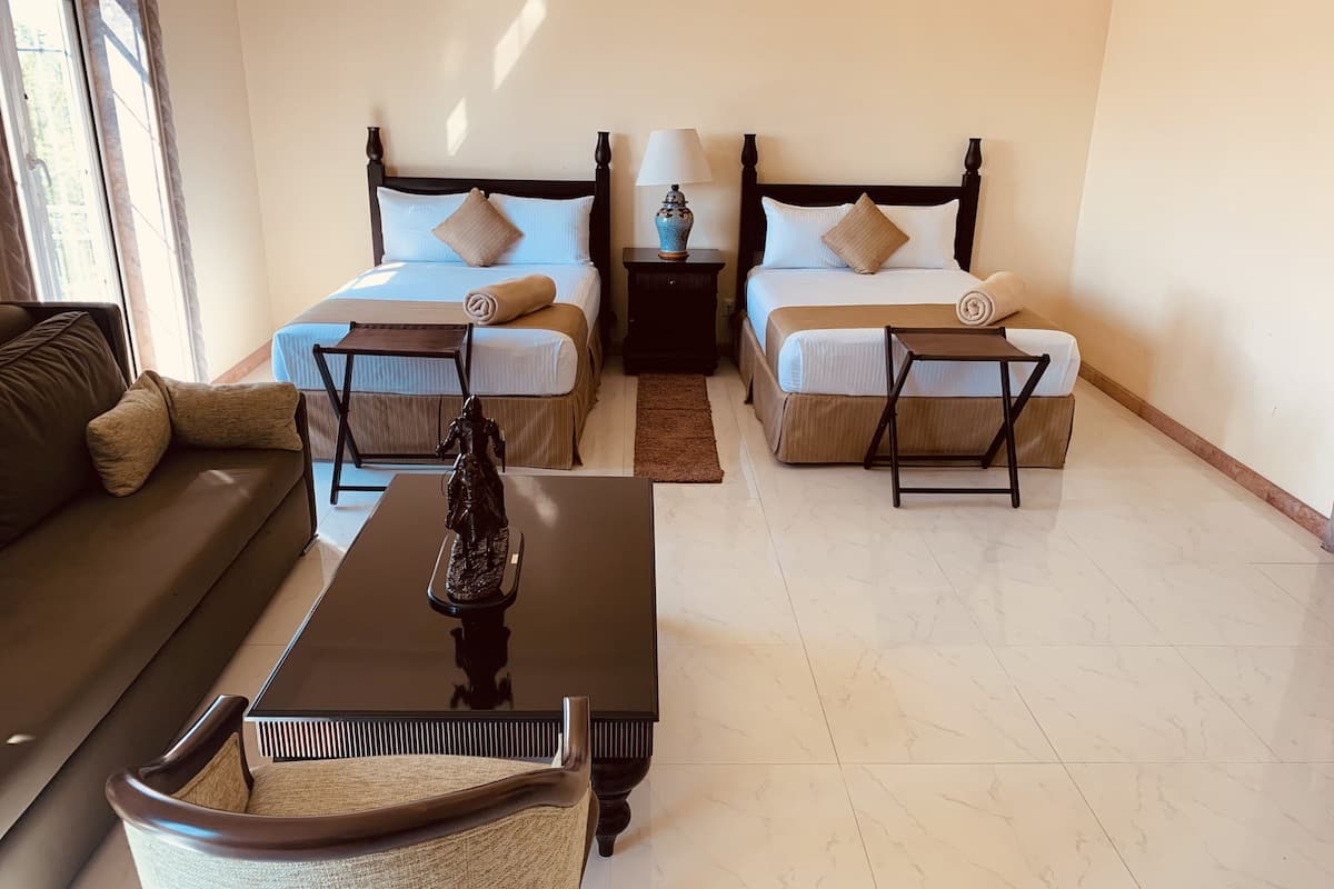 Deluxe Studio Suite, Multiple Beds, Non Smoking, Golf View (Jacuzzi) | Premium bedding, down comforters, minibar, desk