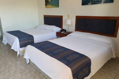 Double Room, 2 Double Beds