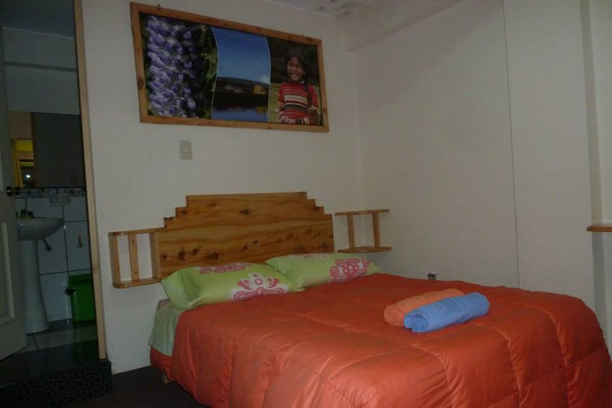 Colchones Select Comfort, escritorio y cortinas blackout