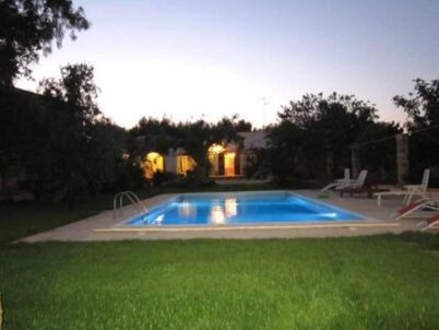 HOLIDAYS IN SALENTO: MASSERIA POOL SUN AND SEA!
PETS ARE WELCOME!