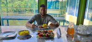 Basic Triple Room, 3 Twin Beds, Mobility Accessible, Private Bathroom | In-room dining - Curuhuinsi Lodge (Iquitos)