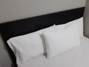 Quarto standard, 1 cama Queen, para não fumantes | Roupas de cama de algodão egípcio, roupas de cama premium