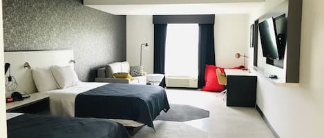 Desk, blackout drapes, soundproofing, free WiFi