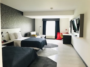 Bureau, rideaux occultants, chambres insonorisées, Wi-Fi gratuit