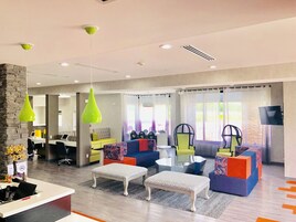 Sala de estar en el lobby