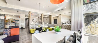 Hy-Lo Hotel, an Ascend Collection Hotel