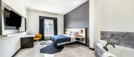 Schreibtisch, Verdunkelungsvorhänge, schallisolierte Zimmer