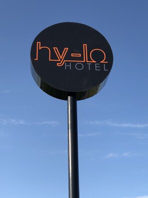 Front of property - Hy-Lo Hotel, an Ascend Collection Hotel (Calera)