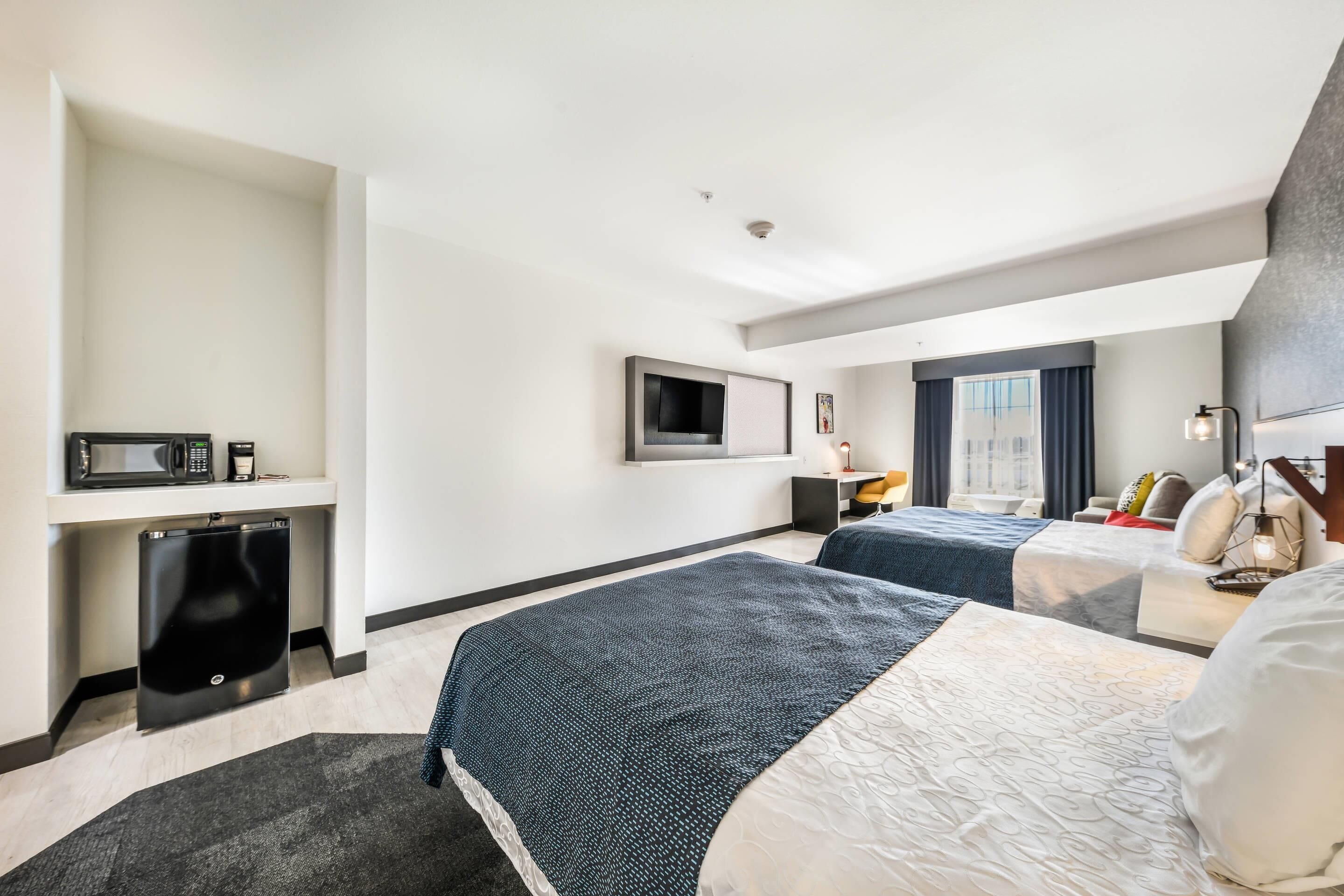 Desk, blackout drapes, soundproofing, free WiFi