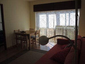 TV - Relax 10 minutes from Romantic and Historic Sintra (Rio de Mouro)