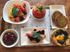 2 多间卧室、意大利 Frette 床单、高档床上用品、羽绒被