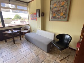 Deluxe Apartment, 2 Queen Beds, Non Smoking, Mountain View | Living area | 55-inch LCD TV with premium channels, TV, Netflix - Sofia Apartments in Escalante, San Jose (San José)