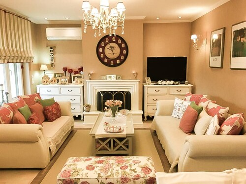 Luxury Family Villa near Meteora