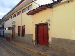 Front of property - Barrio Inka B&B (Cusco)