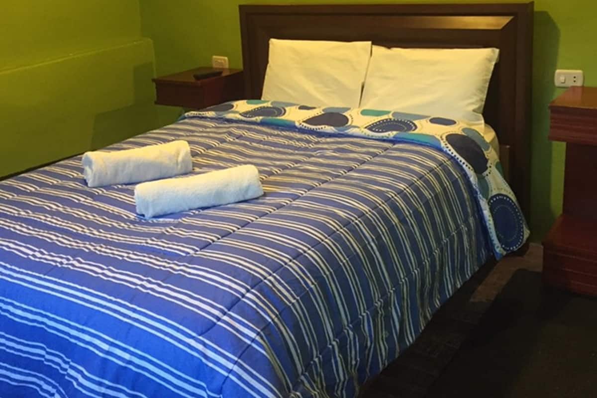 Double Room, 1 Double Bed, Shared Bathroom | Soundproofing, free WiFi, bed sheets