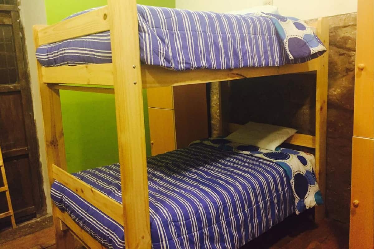 Soundproofing, free WiFi, bed sheets
