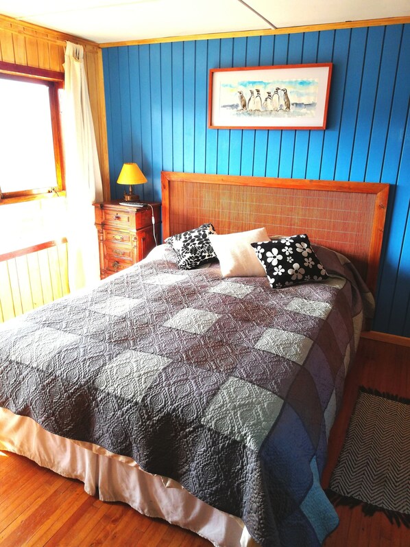 Standard-Doppelzimmer, 1 Doppelbett, Nichtraucher, Meerblick (Habitacion Azul) | Kostenloses WLAN, Bettwäsche