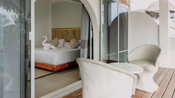 Standaard kamer, 1 kingsize bed, uitzicht op zee | Balkon
