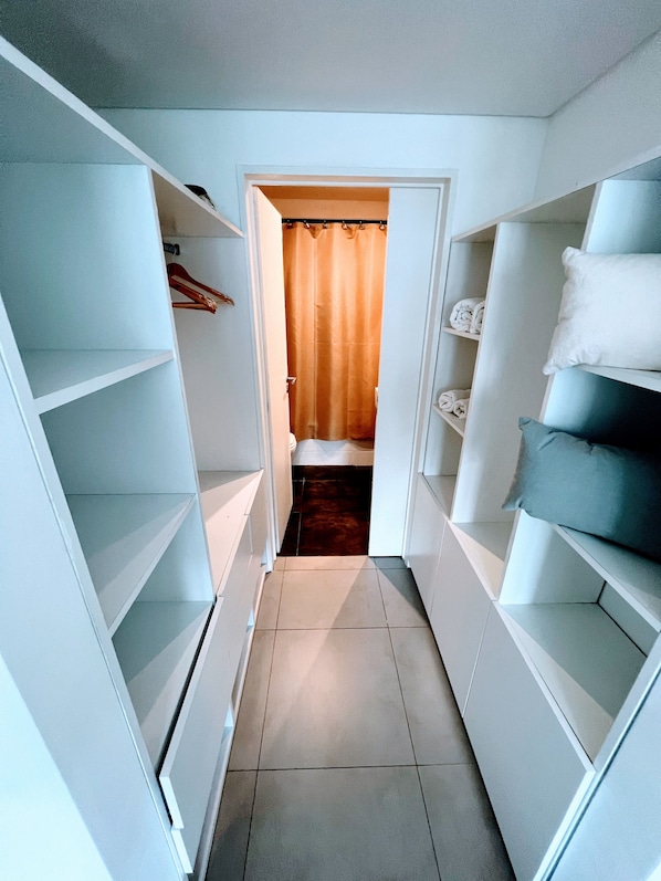 Deluxe Apartment, 2 Bedrooms, Non Smoking, City View | Blackout drapes, soundproofing, free WiFi, bed sheets - Medrano suits (Buenos Aires)