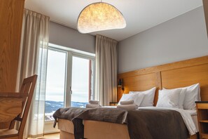 Premium bedding, in-room safe, individually decorated - Åre Travel – Tottbacken Peak Performance Mountain House (Are)