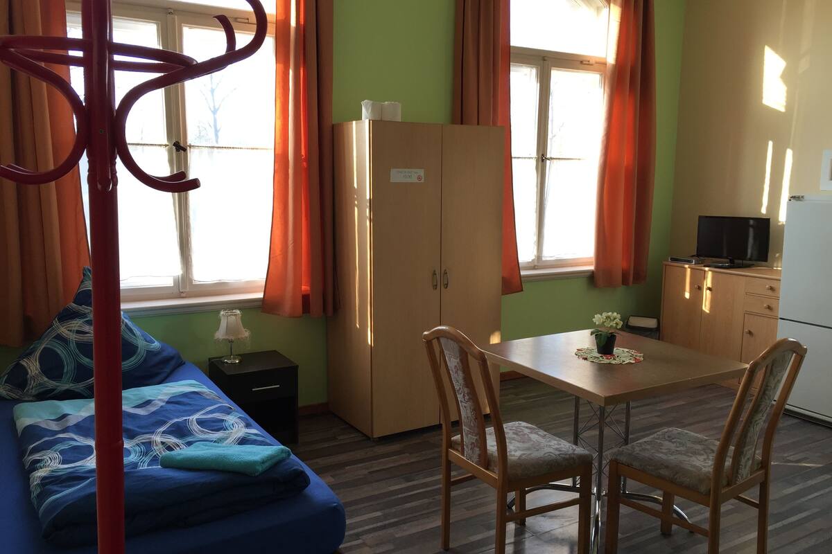 Zweibettzimmer, Gemeinschaftsbad