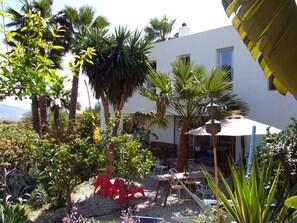 Outdoor dining - Casa Mexicana individual home 120m² feel-good atmosphere with dream garden (Salobreña)