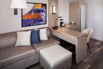 Room, 1 King Bed with Sofa bed (High Floor) | Desk, laptop workspace, iron/ironing board, free WiFi at Hyatt Place Mount Pleasant Towne Centre