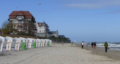 central, à 300m de la plage, rénové en 2015, Appartement Strandschlösschen II, WiFi
