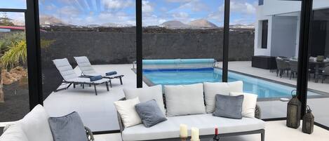 Outdoor pool, a heated pool