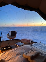 Black Beach Aurora dome | Kaliteli yatak takımı, dizüstü bilgisayar çalışma alanı 