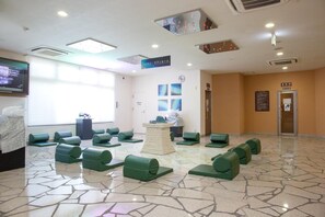 Lobby - Kur and Hotel Isawa (Fuefuki)