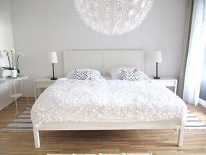 2 bedrooms, desk, soundproofing, iron/ironing board