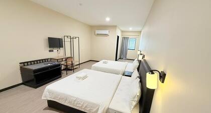 Pertama Lodge