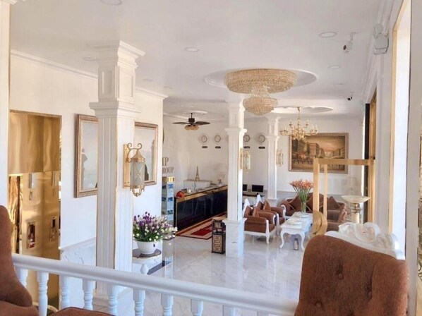 Sala de estar en el lobby