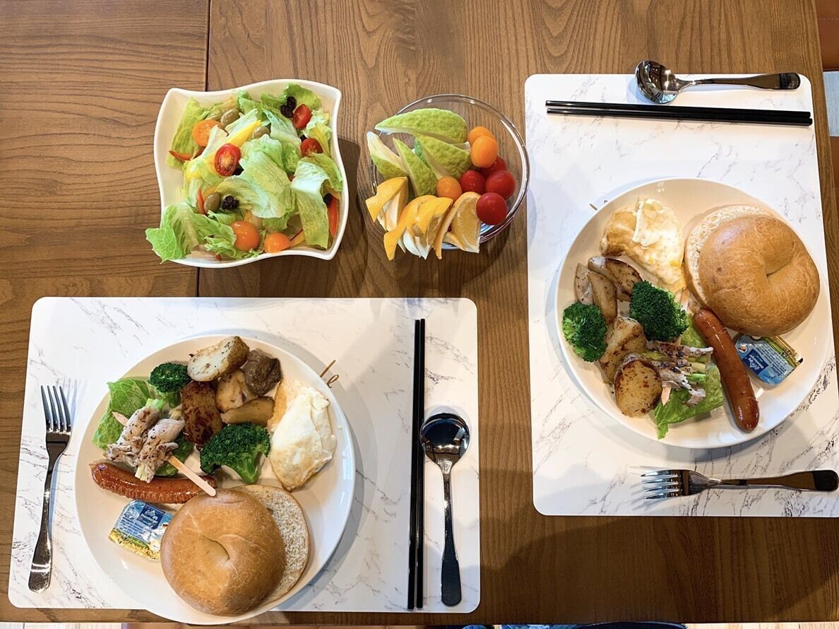 Free daily full breakfast