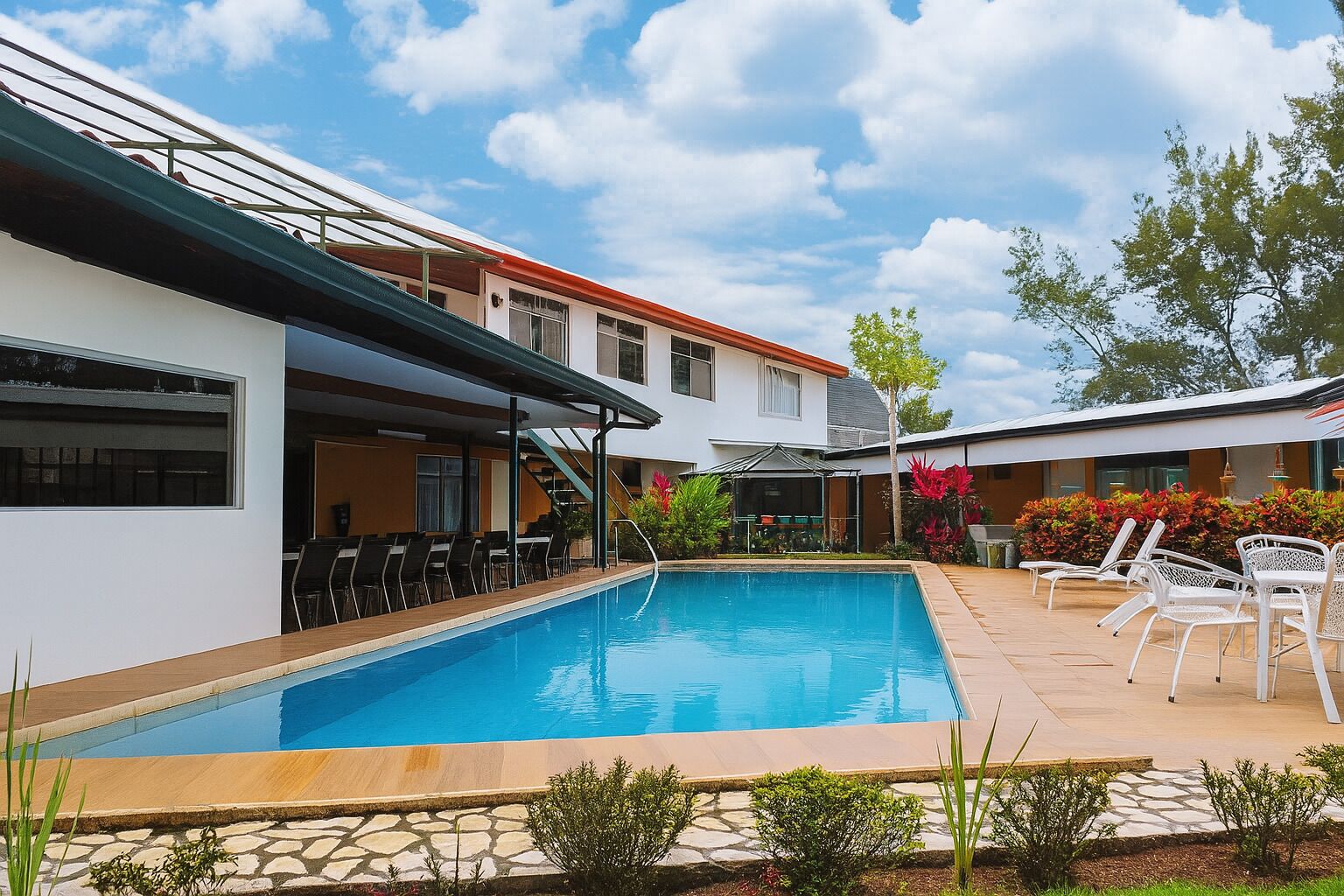 Photo - Hotel Puerta del Sol - San Jose Airport