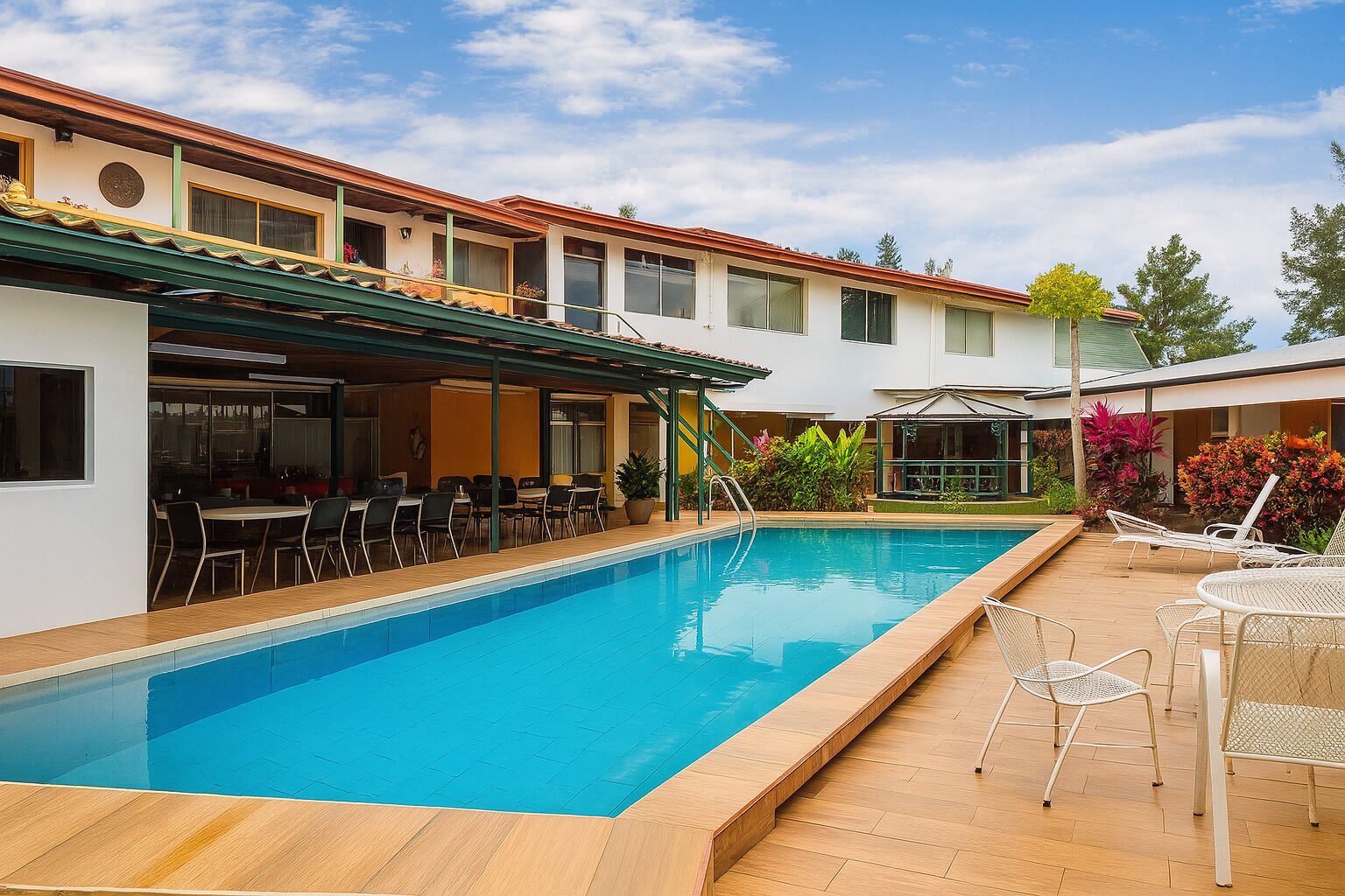 Photo - Hotel Puerta del Sol - San Jose Airport