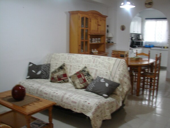 TV, DVD player