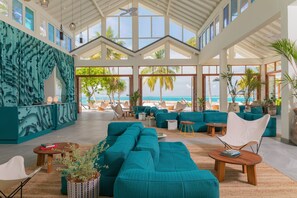 Lobby - The Standard, Huruvalhi Maldives (Huruvalhi)