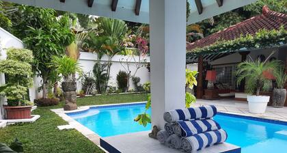 Yogyakarta Tropicana Villa