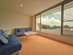 [Non Smoking] Japanese Western-Style Room (2F) 8 Tatami-mats | In-room safe, desk, free WiFi, bed sheets - Kijima Kogen Hotel (Beppu)