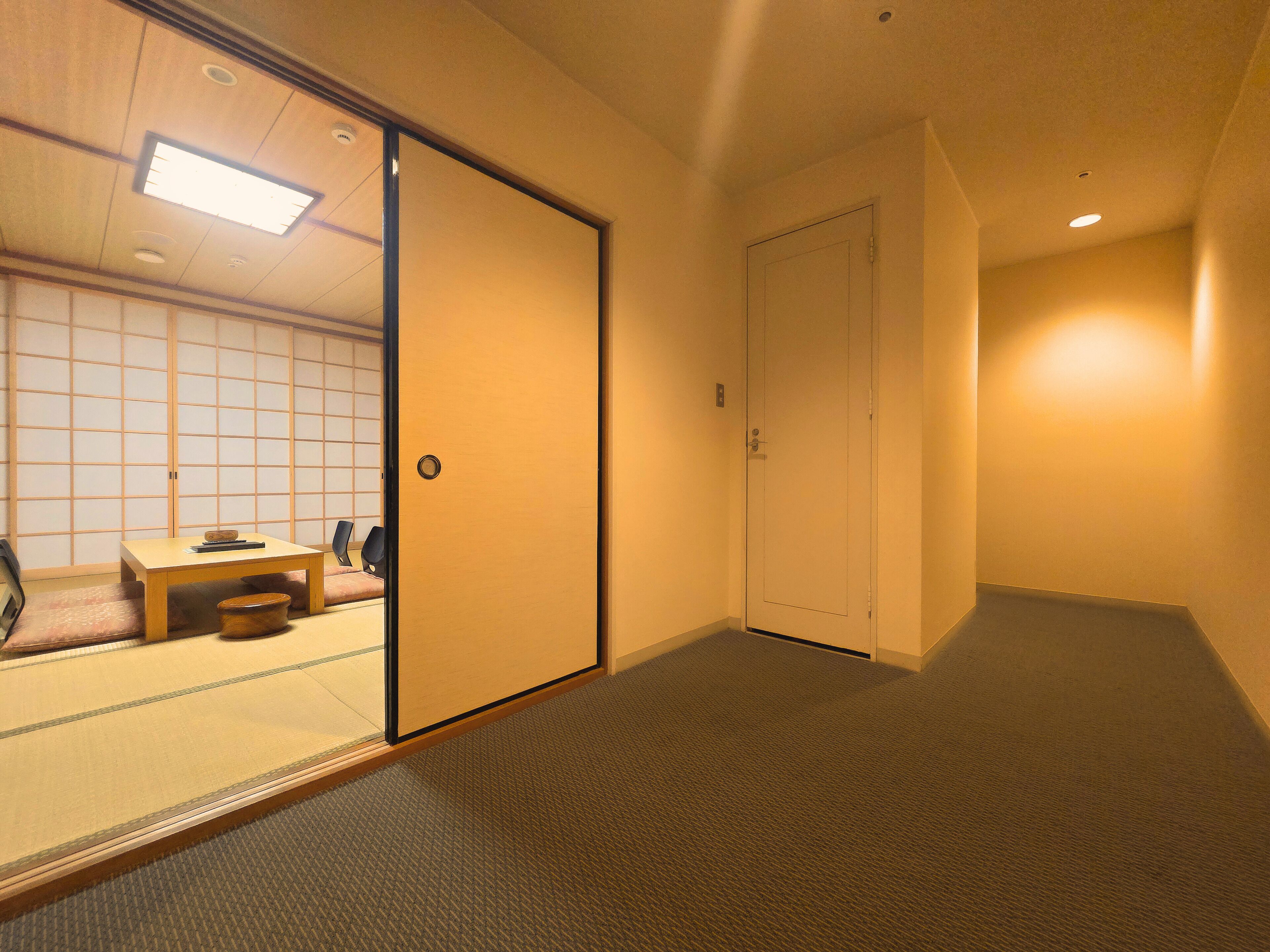 Quarto, para não fumantes (Japanese Western, 3F, 10 Tatami-mats) | Cofres nos quartos, escrivaninha, Wi-Fi de cortesia, roupa de cama